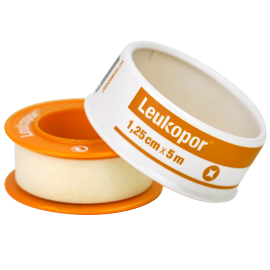 Leukopor Hechtpleister (1.25cm x 5mtr)